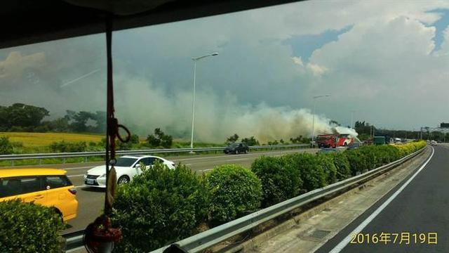 臺灣一游覽車起火致26人死亡 乘客為大陸旅行團【4】